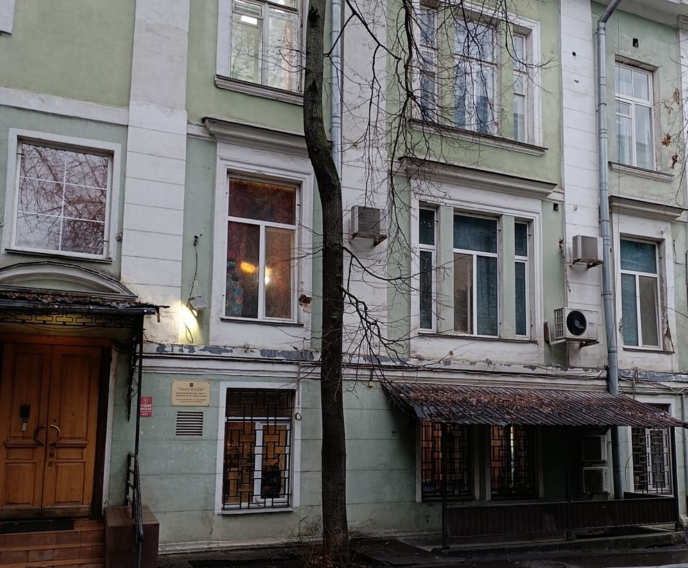 <span style="font-weight: bold;">&nbsp;Хостел Orange&nbsp; м. Курская&nbsp;</span>